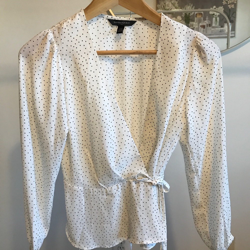 Banana Republic Polka dot blouse